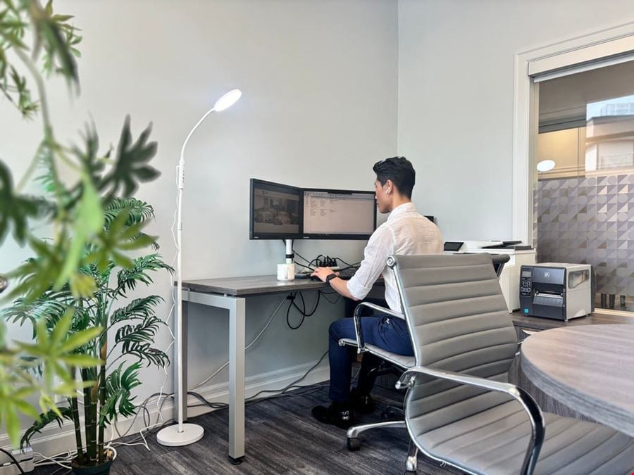CoWorks by Elevate - Port Coquitlam