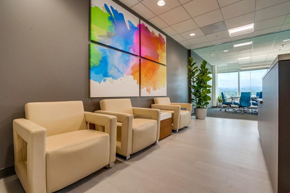 Wilshire Bundy Plaza