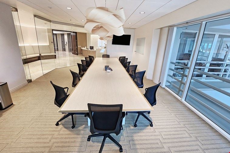 14 Person Meeting Room 6th Floor