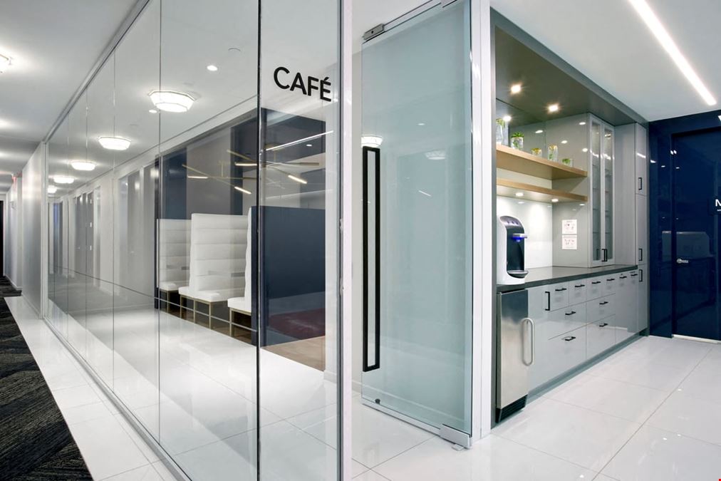 Emerge212 - 1185 Avenue of the Americas