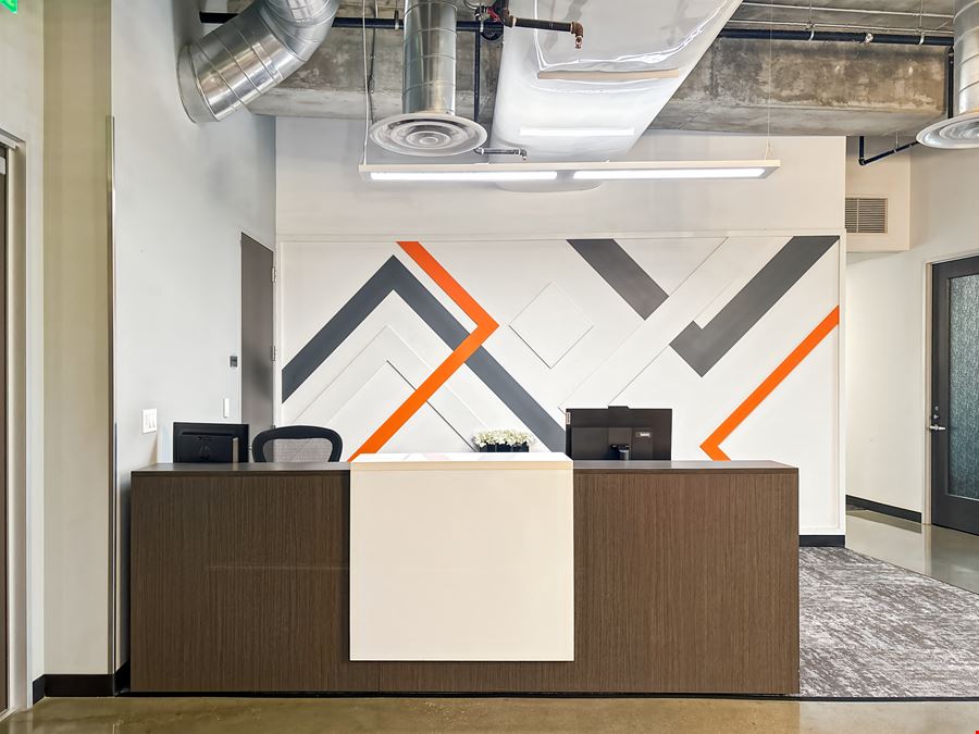 CA, North Hollywood - Lankershim Plaza