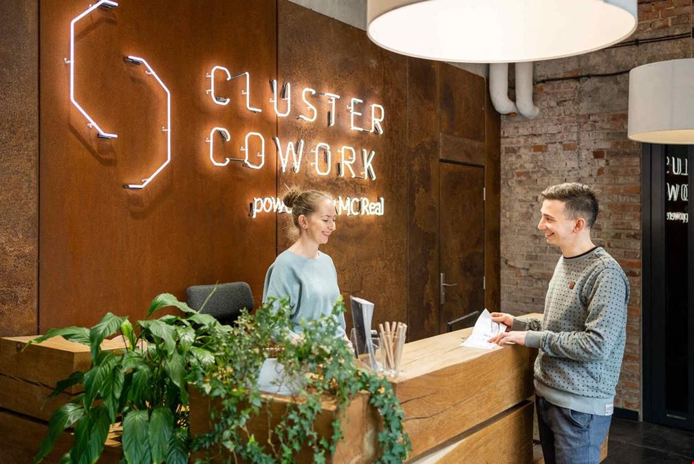 Cluster Pl. Inwalidów