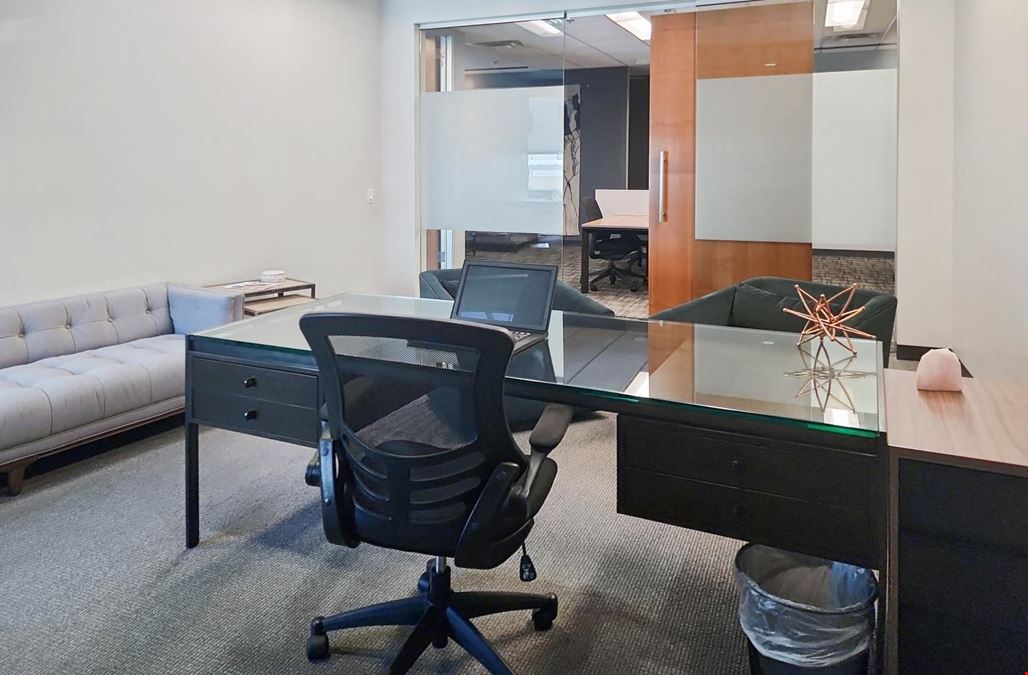 AZ, Phoenix - E Camelback Rd