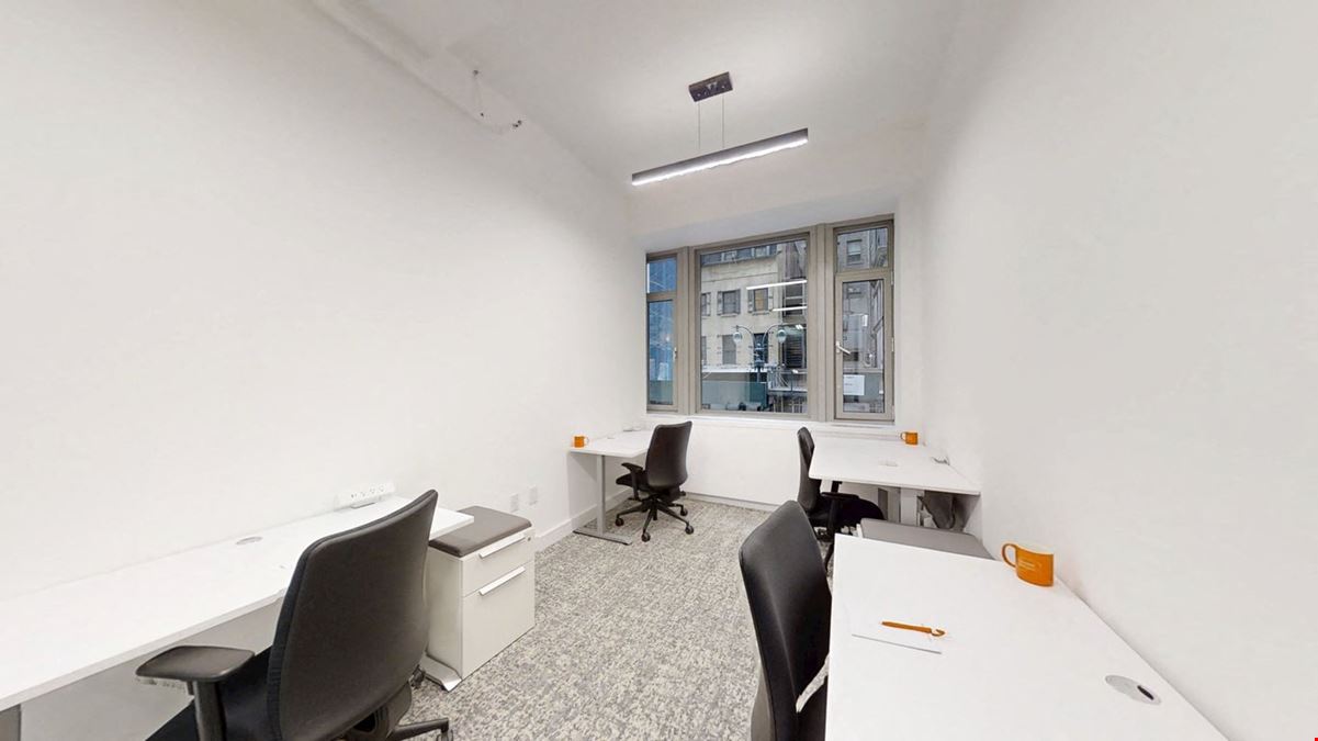 Office204