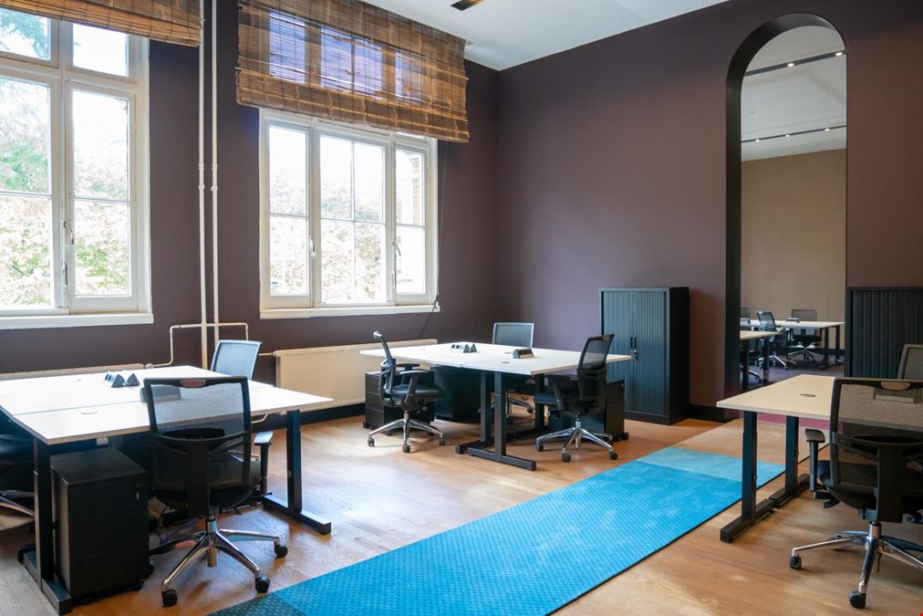 Tribes - Amsterdam Raamplein