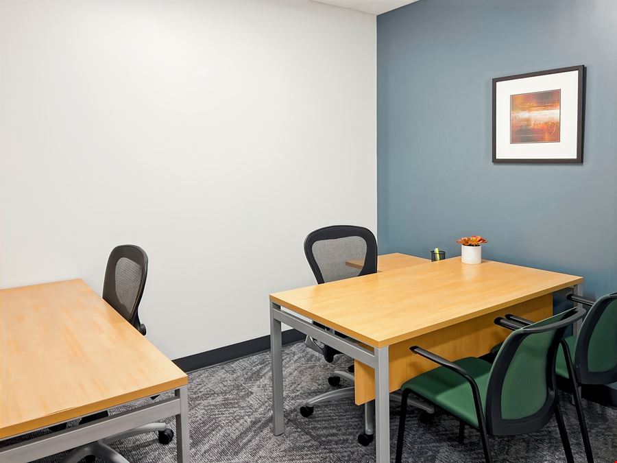 MD, Pikesville - Woodholme Center