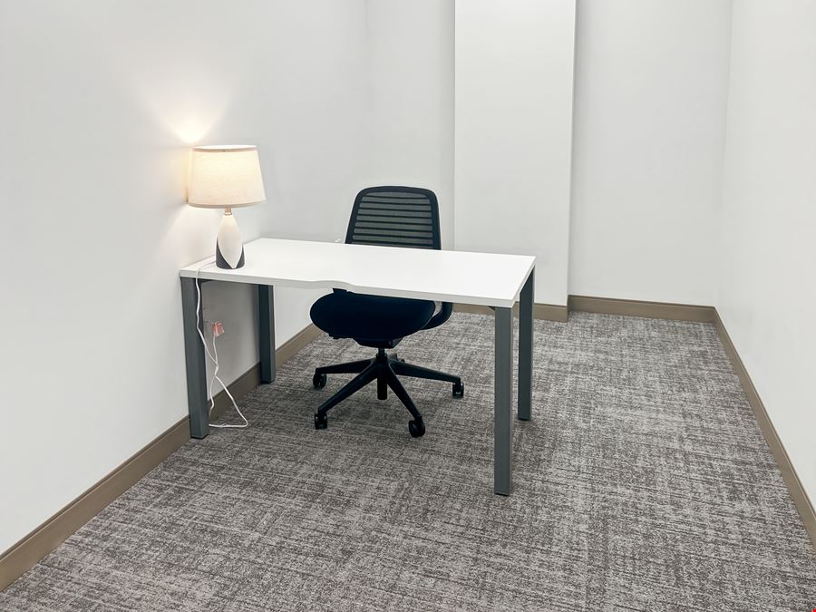 NC, Charlotte- E Independence