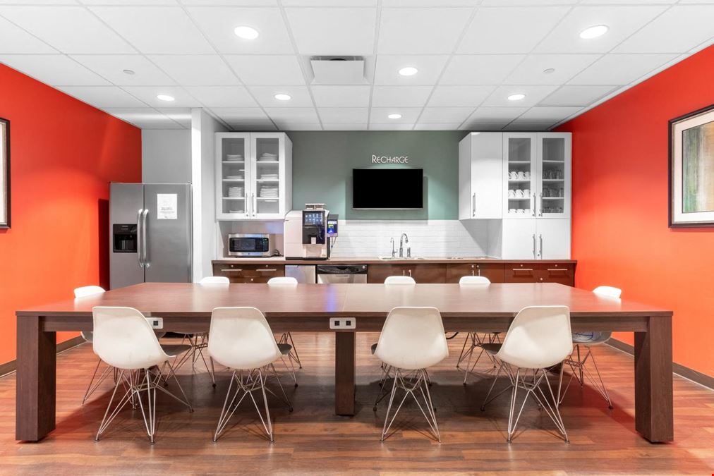 NY, Yonkers - 1 Ridge Hill