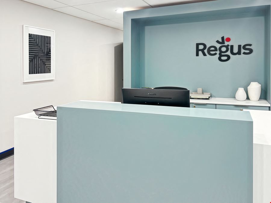 IL, Des Plaines - River Rd