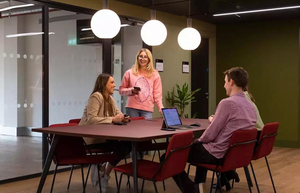 Workspace - Mirror Works