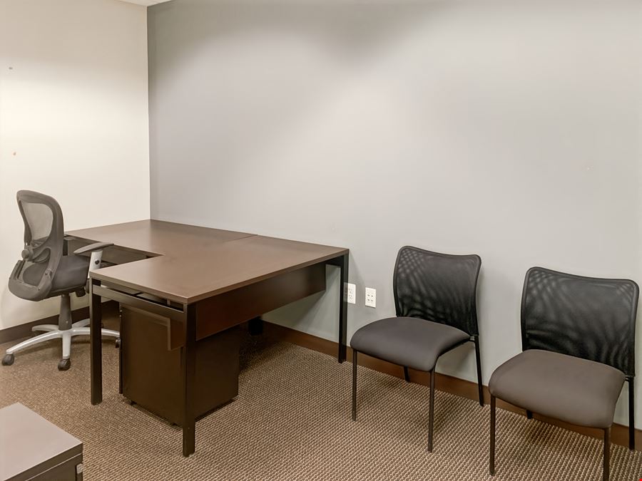 Regus - Dearborn