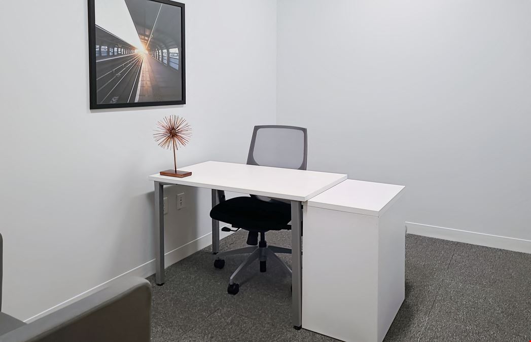 NC, Charlotte - Trade and Tryon