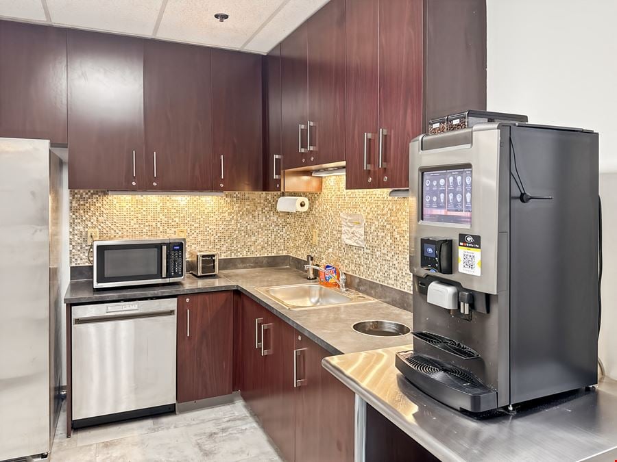 Regus - Mount Laurel - Atrium Way