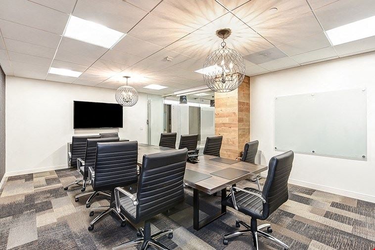 12 Person Meeting Room