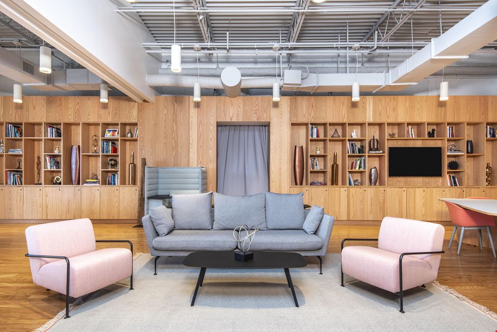 NC, Charlotte - Spaces South End