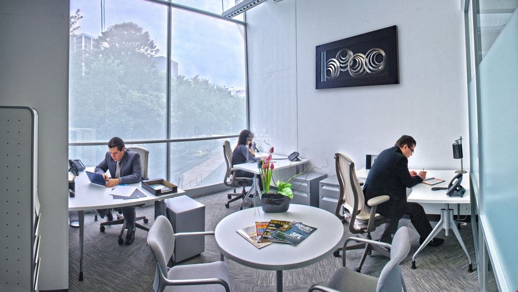 IOS OFFICES - Reforma 222