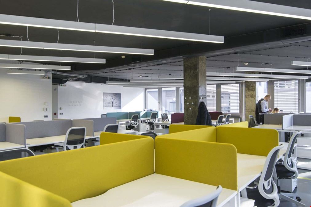 OfficeMe-Belgrade Office Park