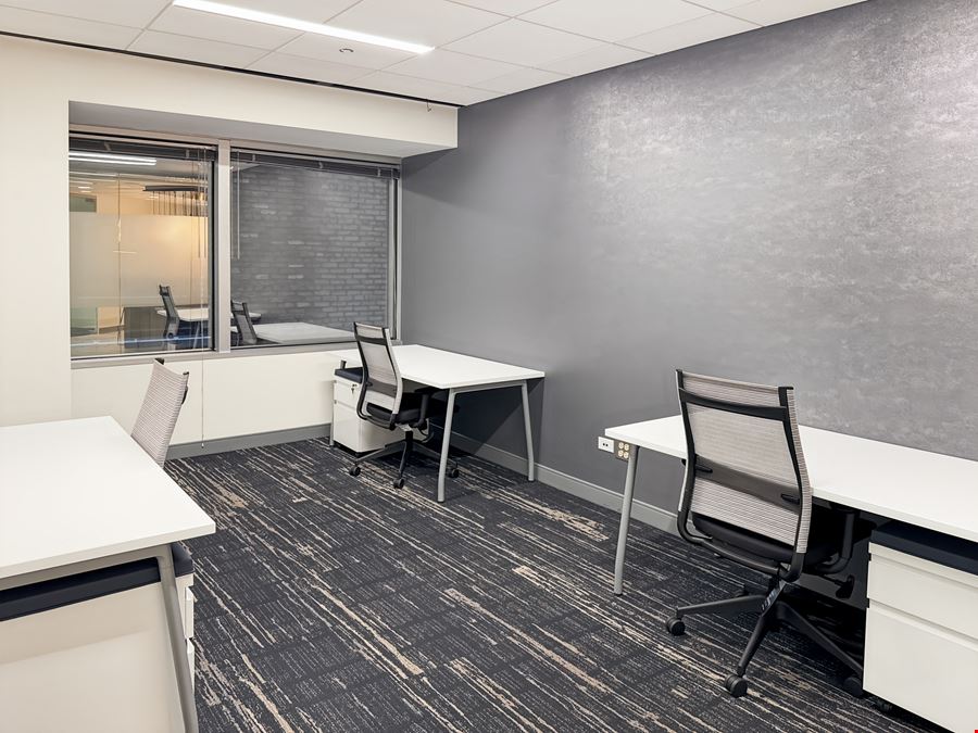 Regus - Chicago - 150 N Michigan
