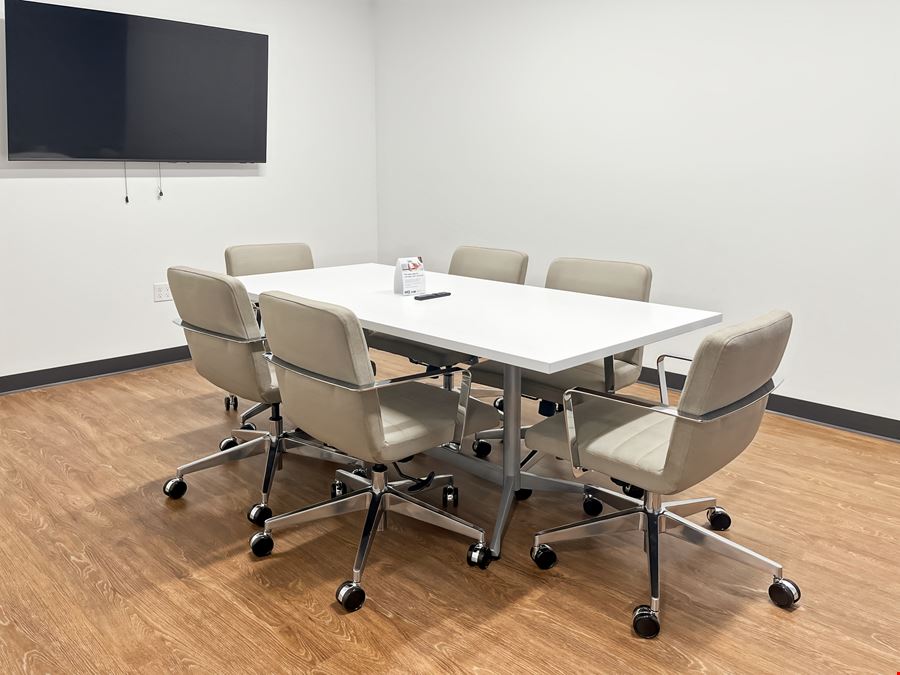 WA, Burien - 8th Ave