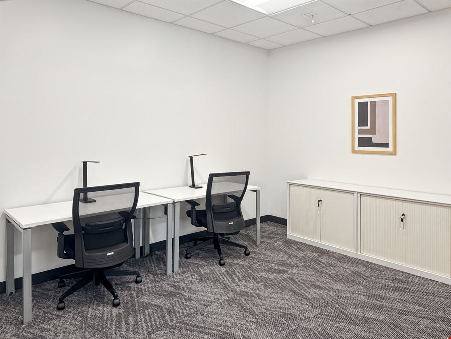 Regus - Sun City - West Palmeras Dr