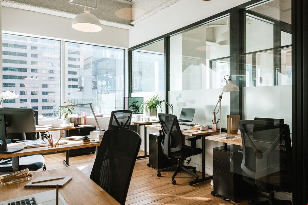 Landmark Center -  No. 328 Tiantong Road