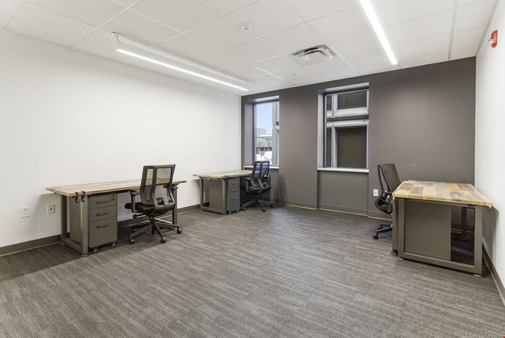 Venture X Detroit - Financial District