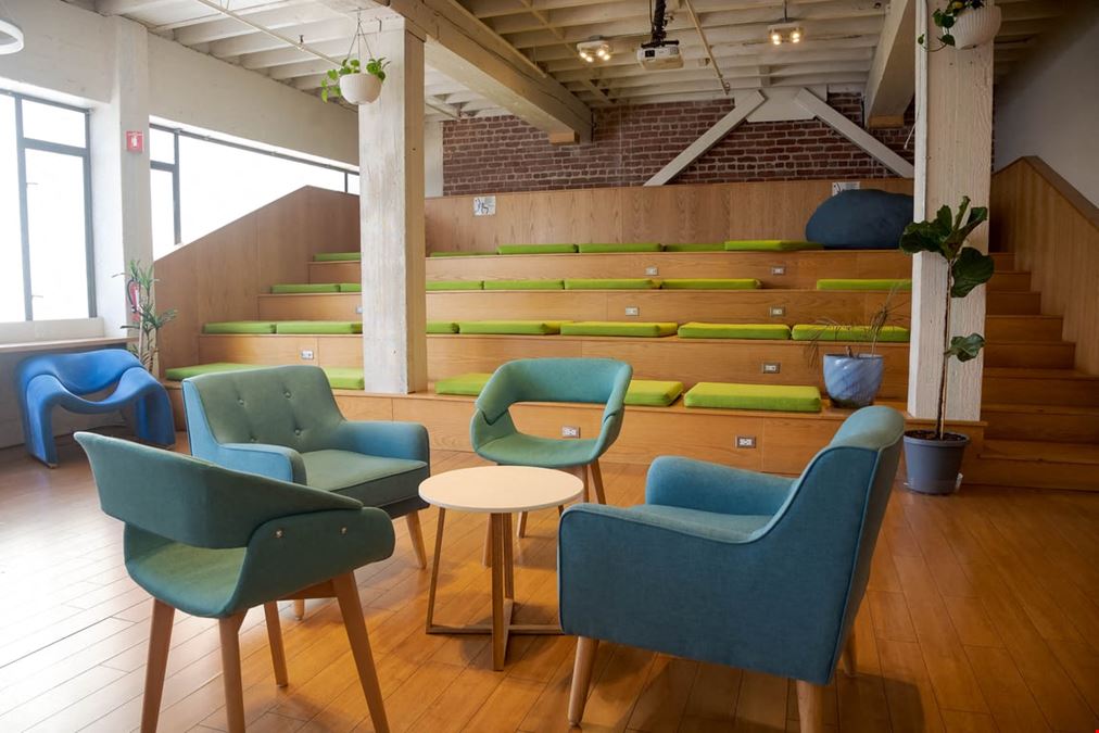 Small Private Office (up to 2 people)