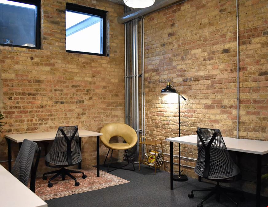 5-6 Person Office