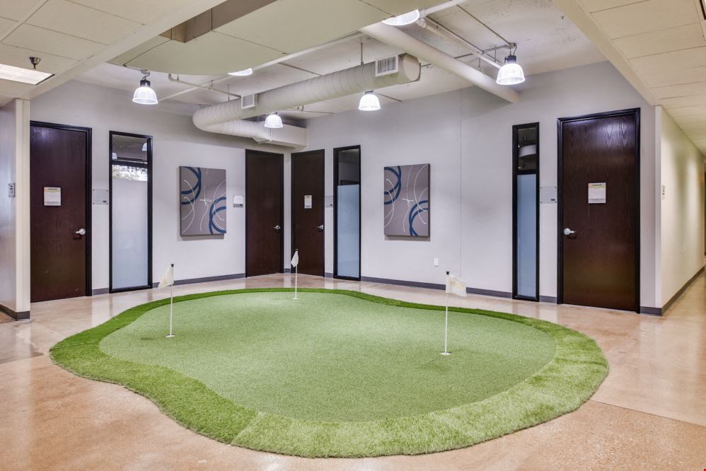 4425 W. Airport Freeway