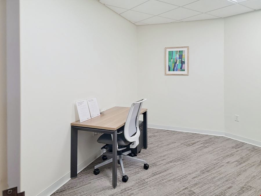 WI, Bayside - Brown Deer Rd