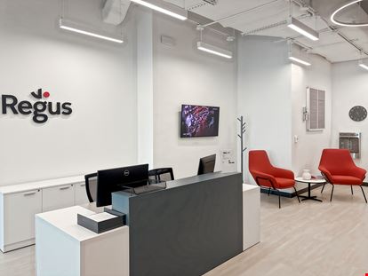 NY, Astoria - 36th Avenue