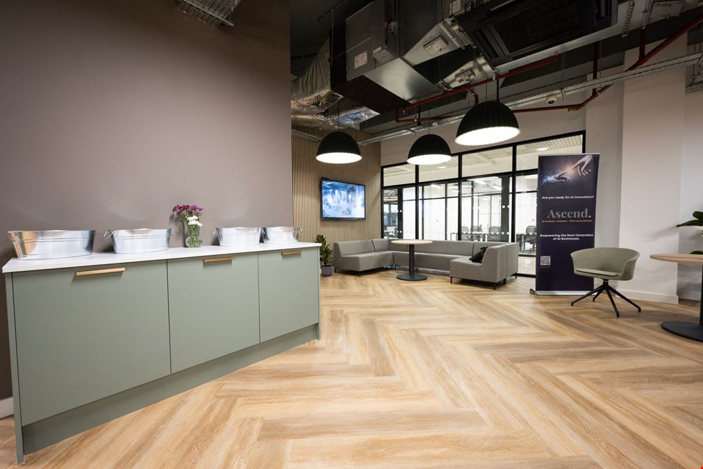Regus - Chatham Pentagon