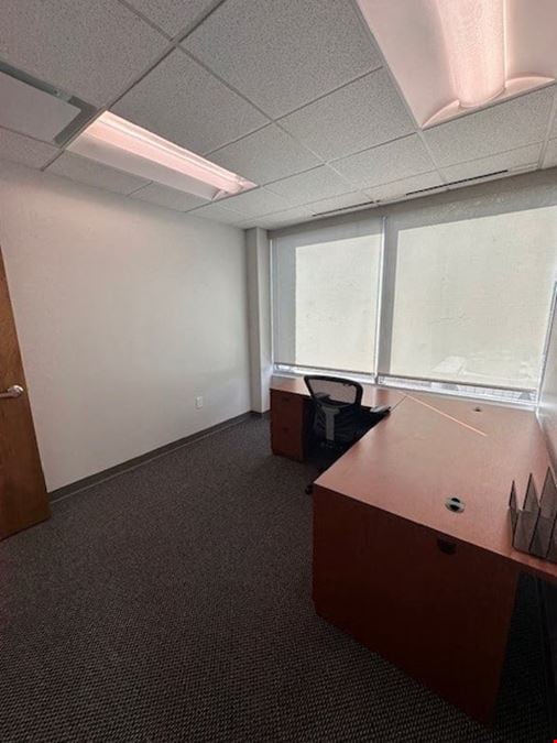 Exterior Private Office - 04