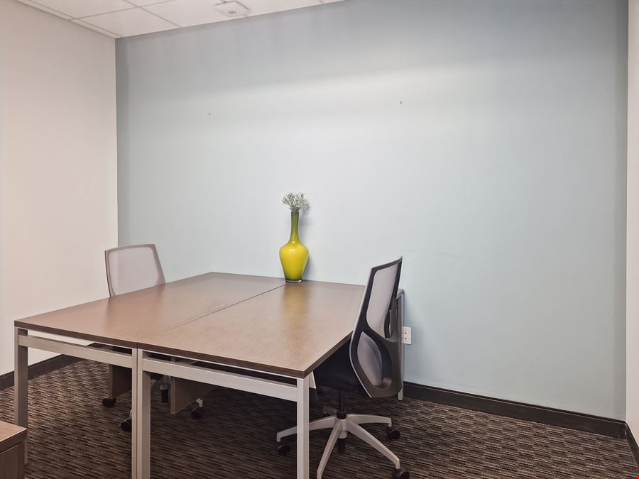 Regus - Louisville - Ormsby III Forest Green