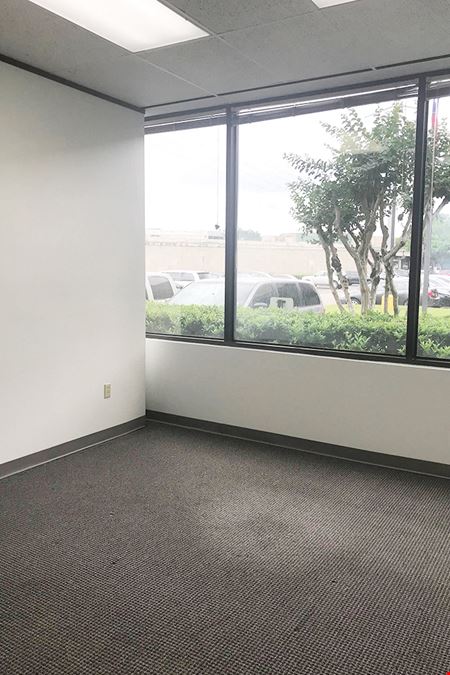 Workstyle Flexible Spaces - 340-350 N Sam Houston Pkwy E