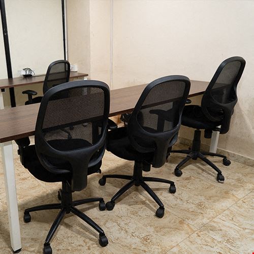 Krisan Infinite Spaces - Mayflower Valencia