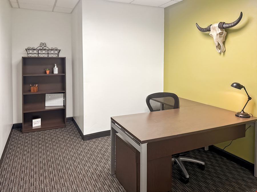 LA, New Orleans - Metairie - One Lakeway