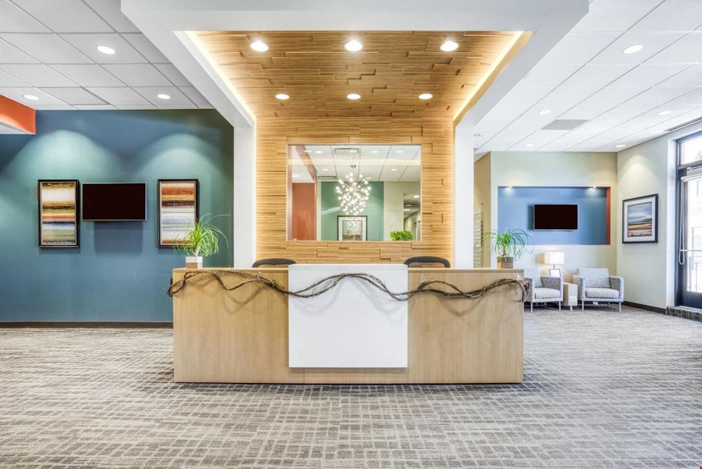 Regus - Naperville - Main Street Promenade
