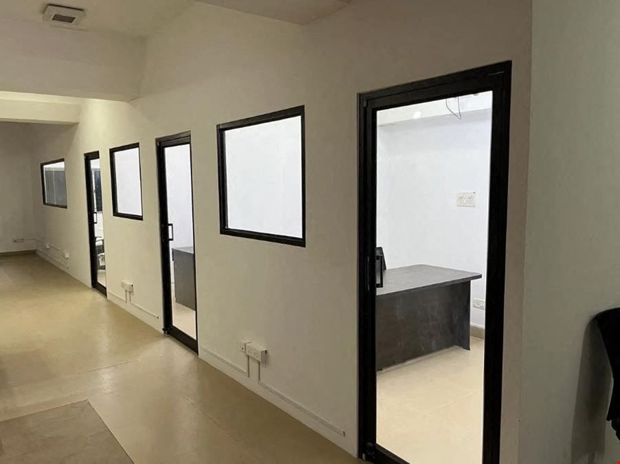 Pulsebay - Coworking - White Town