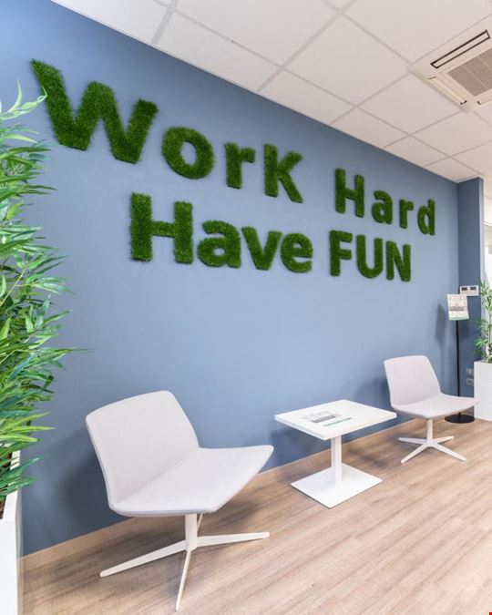 Garibaldi Business Center