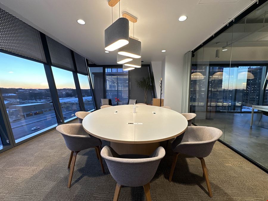 Spaces Reston Station