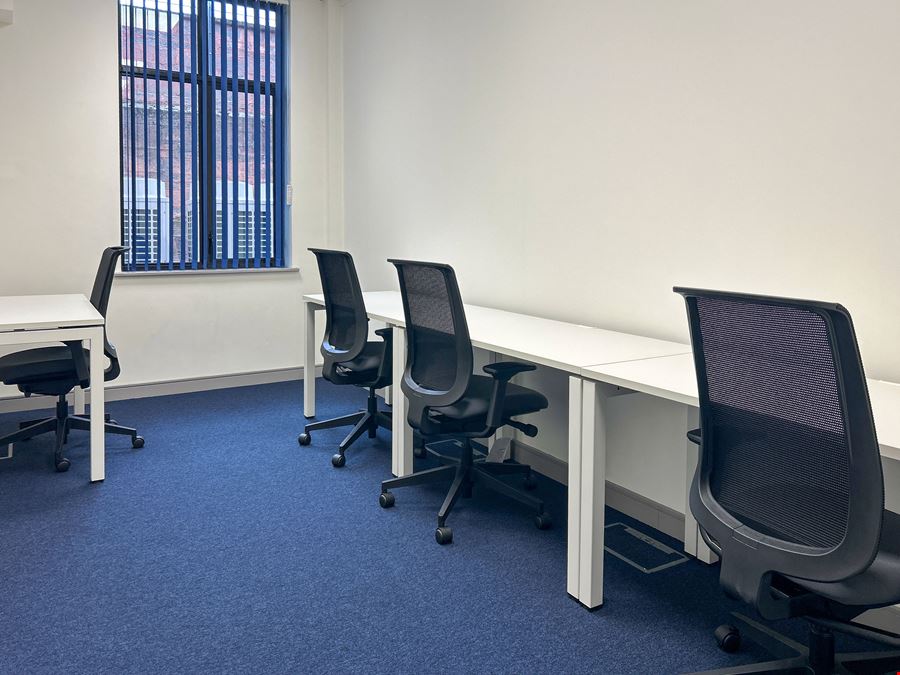 HQ - Weavers Business Park