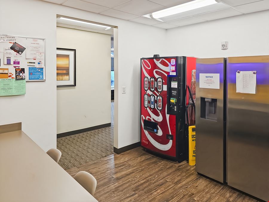 Regus - Conyers - Corner Market at Almand Creek