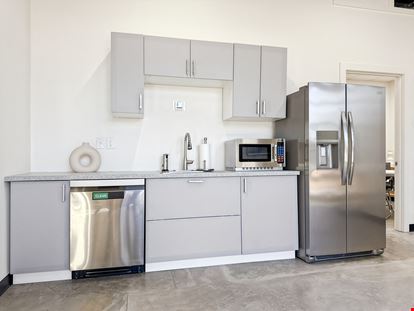 Regus - Greenville - E Stone Avenue