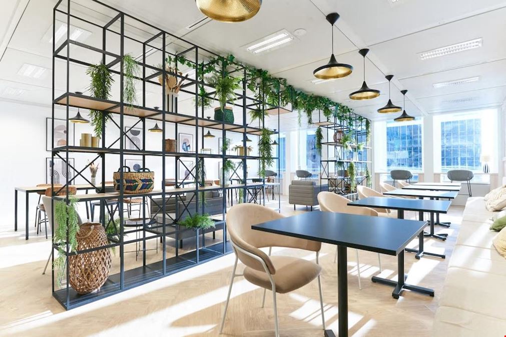 Deskeo - La Défense - Tour W