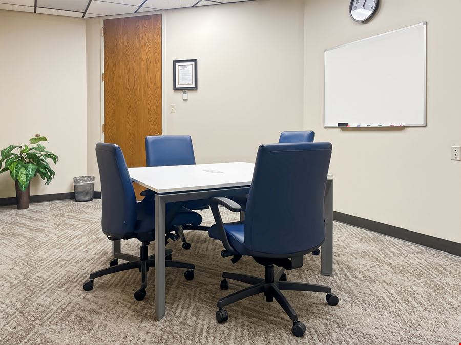 Regus - Bedford - 1600 Airport Freeway