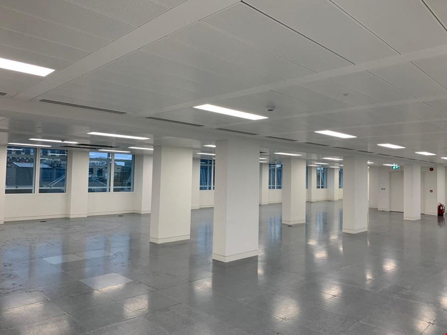 Kitt - 33 Cavendish Square