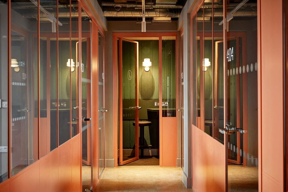 Clockwise - Wood Green