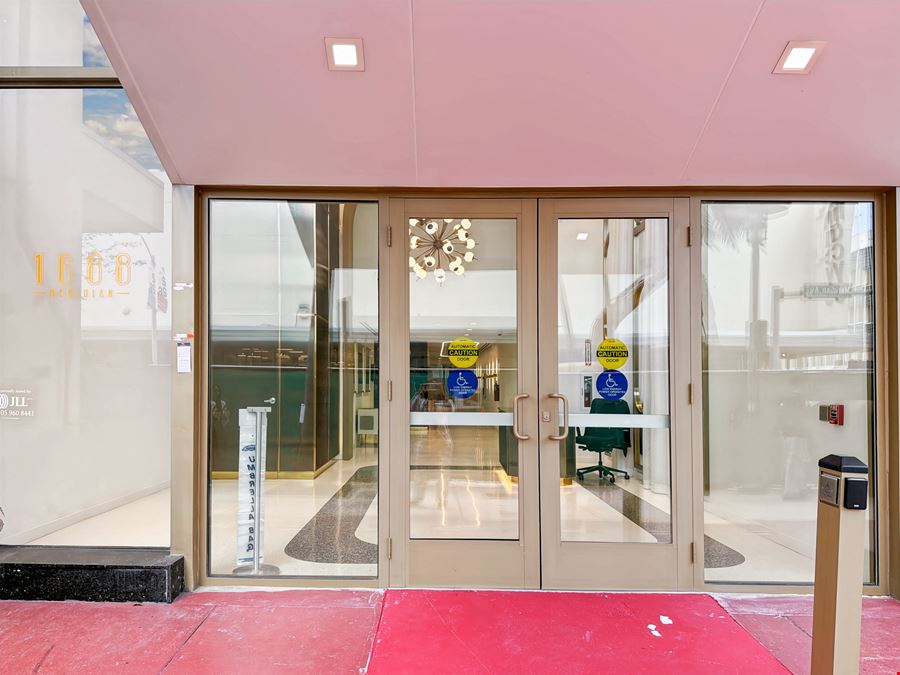 Regus - Miami Beach - Meridian Center