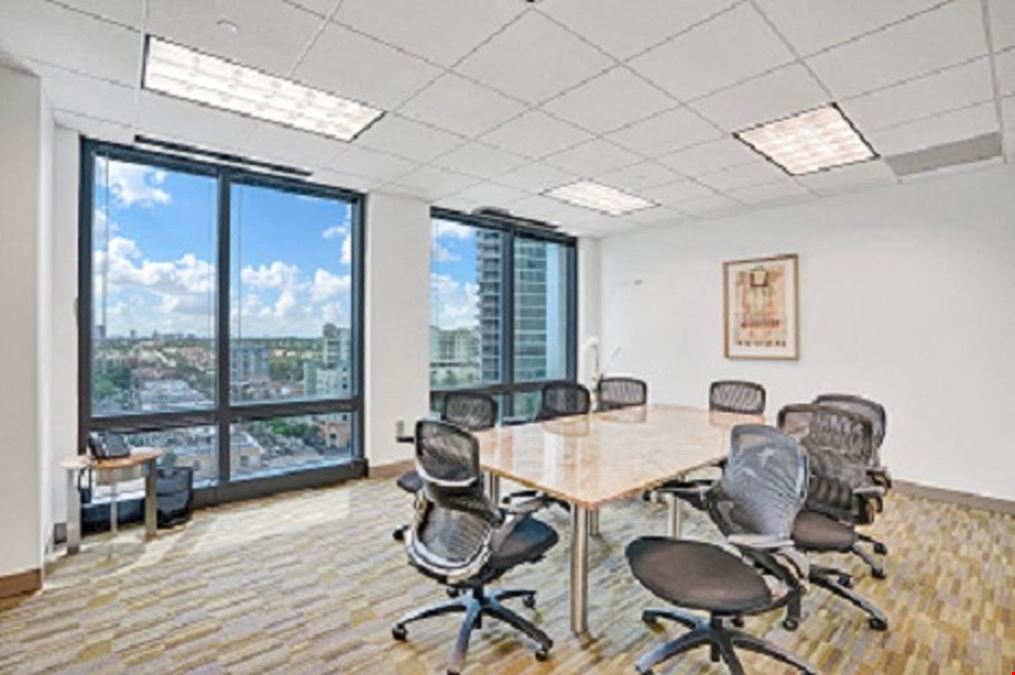 Carr Workplaces - Las Olas